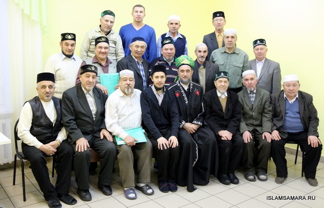 Повышение квалификации имамов и муэдзинов.