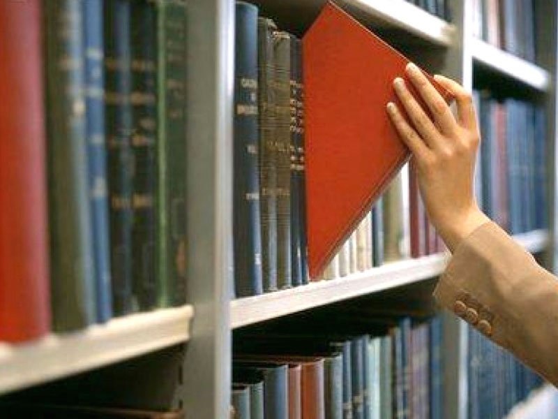 Более трети россиян не читают книг